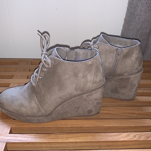 Carlos Santana wedge bootie - Picture 6 of 6